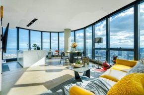 Pinnacle of LV85 3BR high-rise living#Australia108#AU85